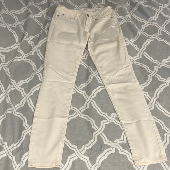 Almost Famous Dionysus pants off white size 3 EUC - Picture 1 of 4